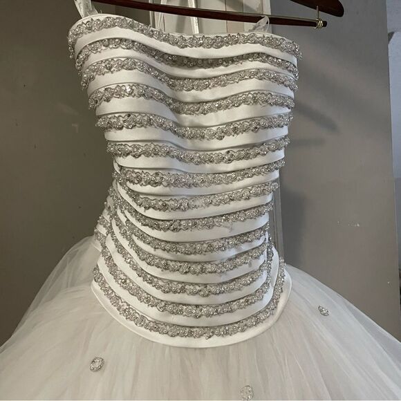 Justin Alexander Wedding Strapless Tulle Pearl Princess Wedding Gown Dress‎ 8945 - Picture 2 of 12